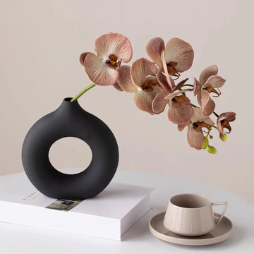 Minimalist Donut-Shaped Vase – Modern Wedding & Home Décor